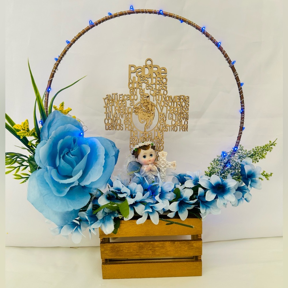CENTERPIECE OR FAVORS FOR BAPTISM BLUE LIGHT
